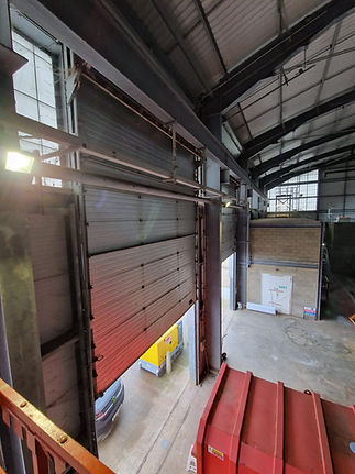 Automatic roller shutter
