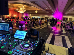 Club Big Room Experience