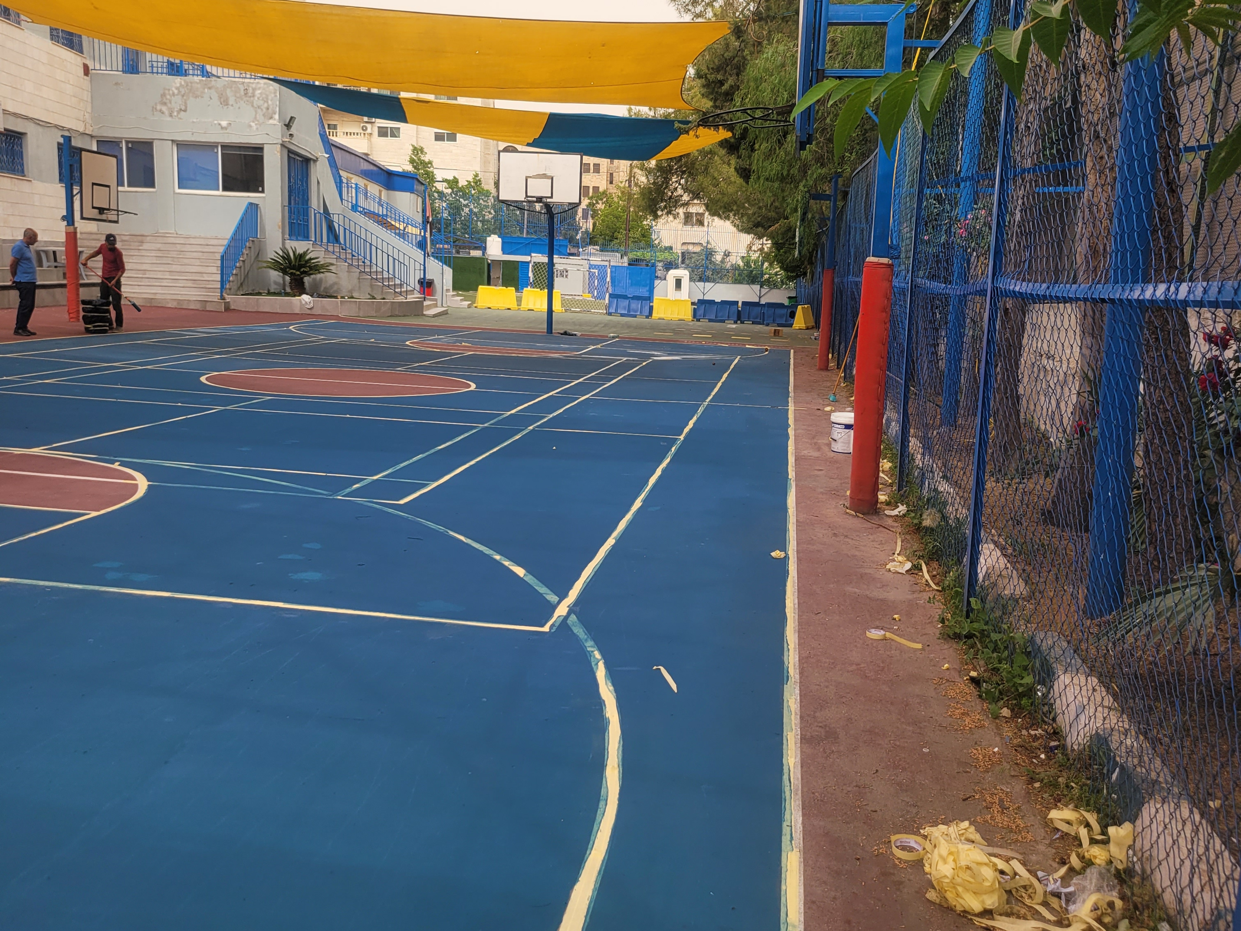 ملاعب اكءيلك متعدده الاستعمالات