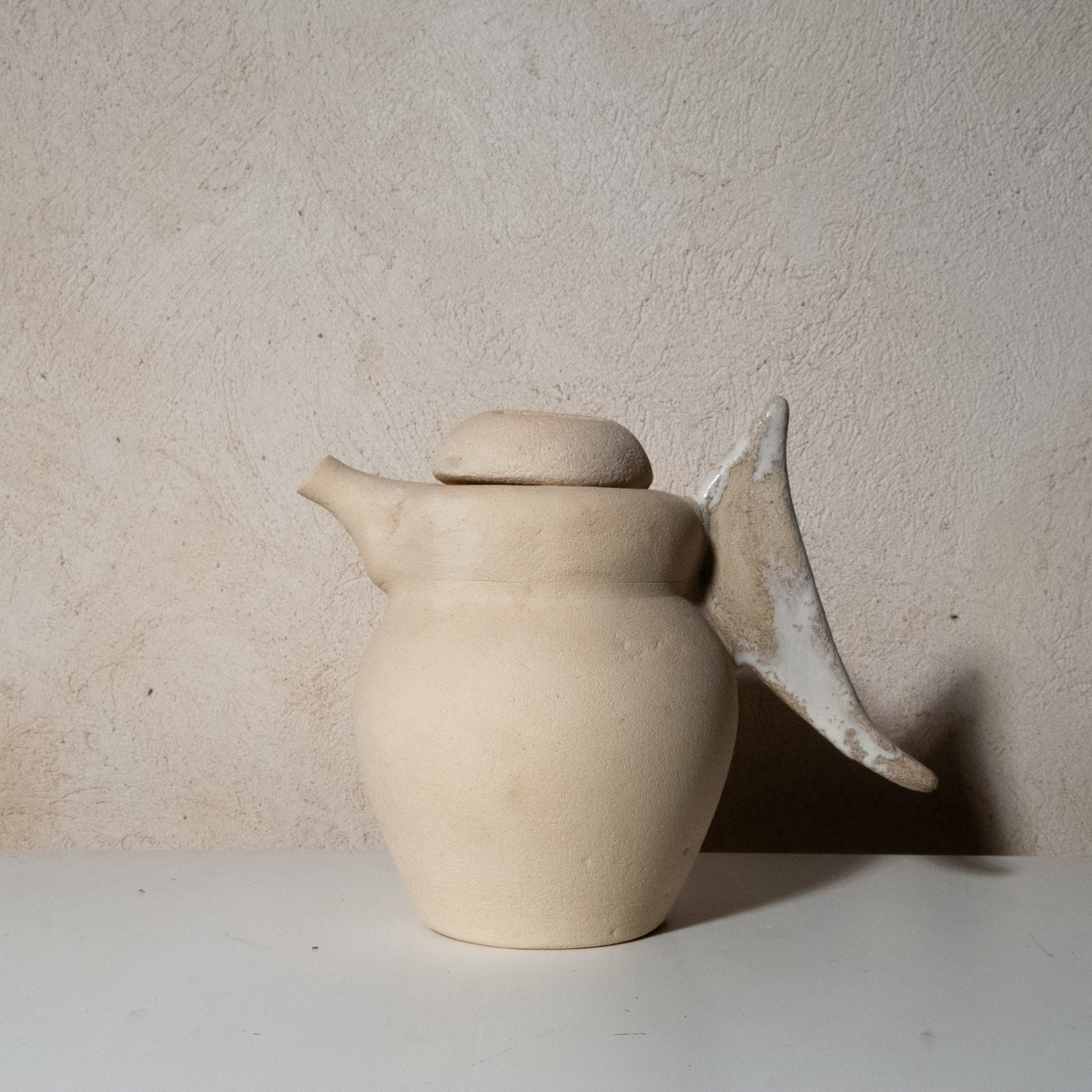 Théière aile blanche