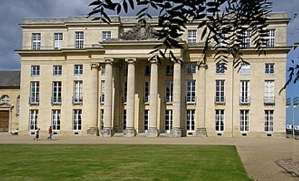 Chateau_benouville.jpg