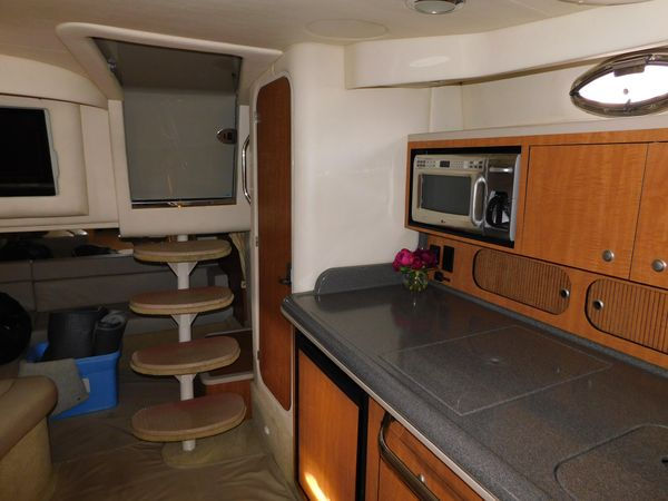 Thumbnail: 2006 Sea Ray 340 Sundancer