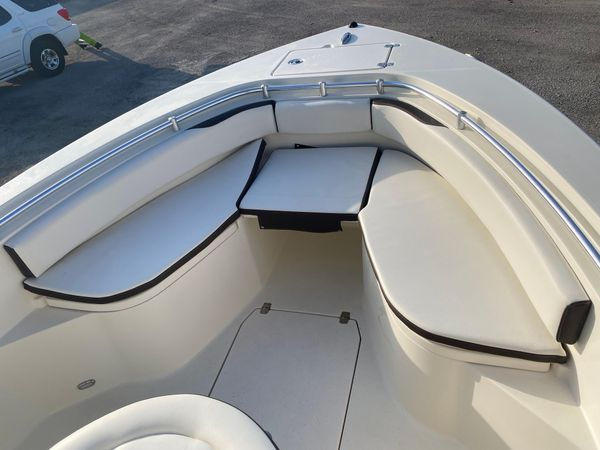 Thumbnail: 2021 Cobia 237 Center Console