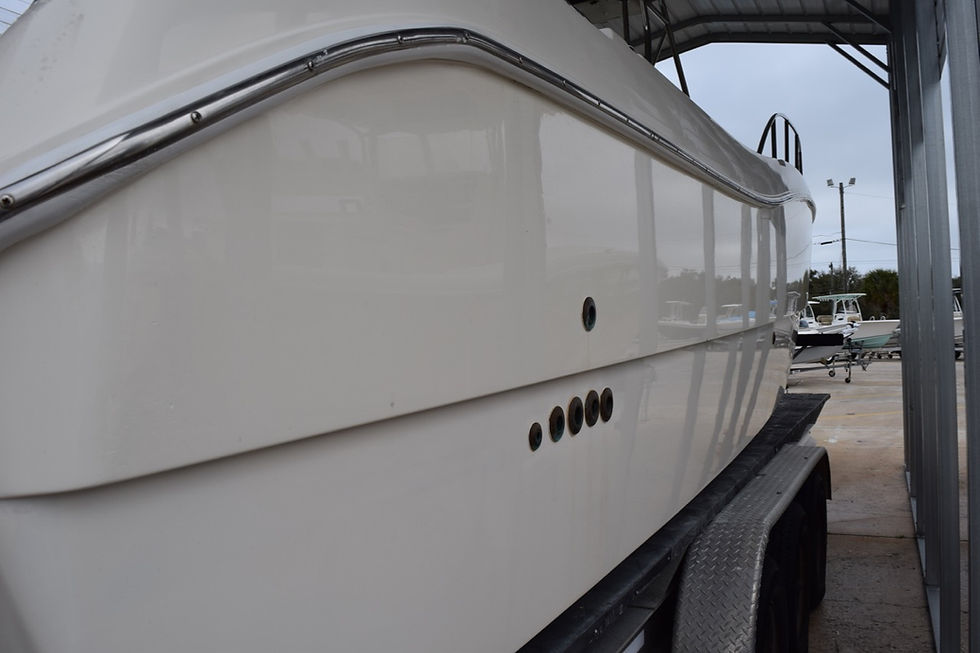 Thumbnail: 1998 World Cat 266 SF Center Console