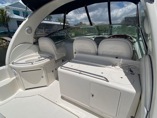 Thumbnail: 2006 Sea Ray 340 Sundancer