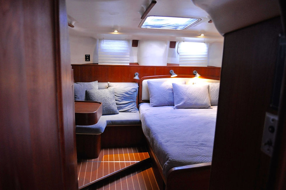Thumbnail: 2001 Hunter 450 Passage