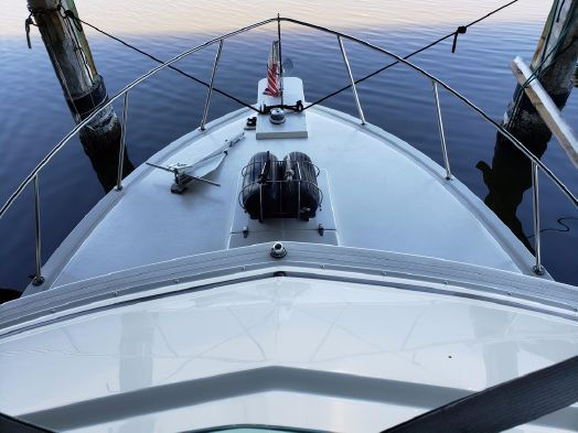 Thumbnail: Bertram 28 Sport Fisherman Flybridge
