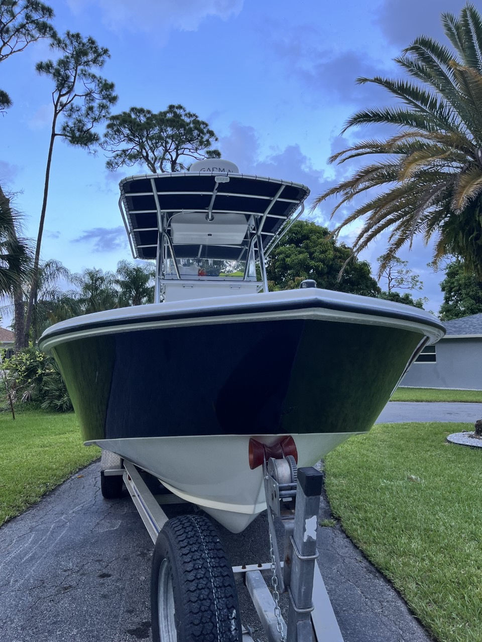 Thumbnail: 2000 Edgewater 268 CC Re-Powered