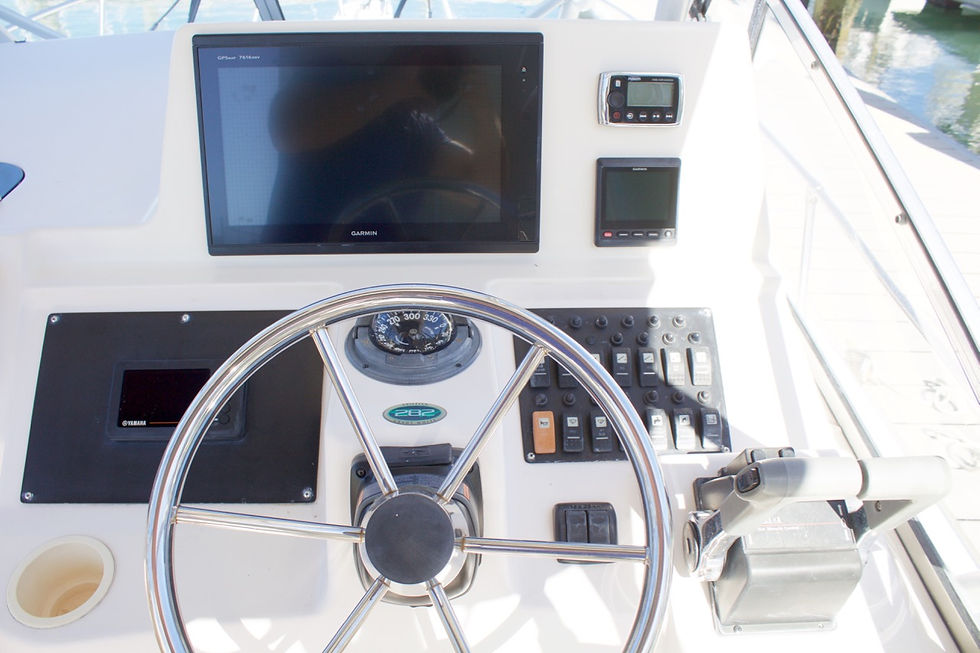 Thumbnail: 2001 Grady White 282 Sailfish
