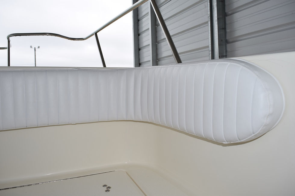 Thumbnail: 1998 World Cat 266 SF Center Console