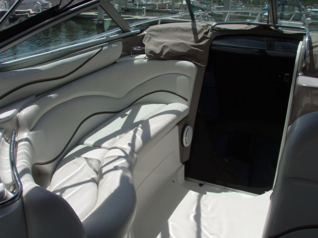 Thumbnail: 2003 Wellcraft 330 Martinique