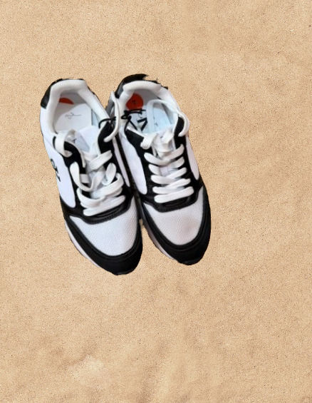 Zapatillas blanco y negro