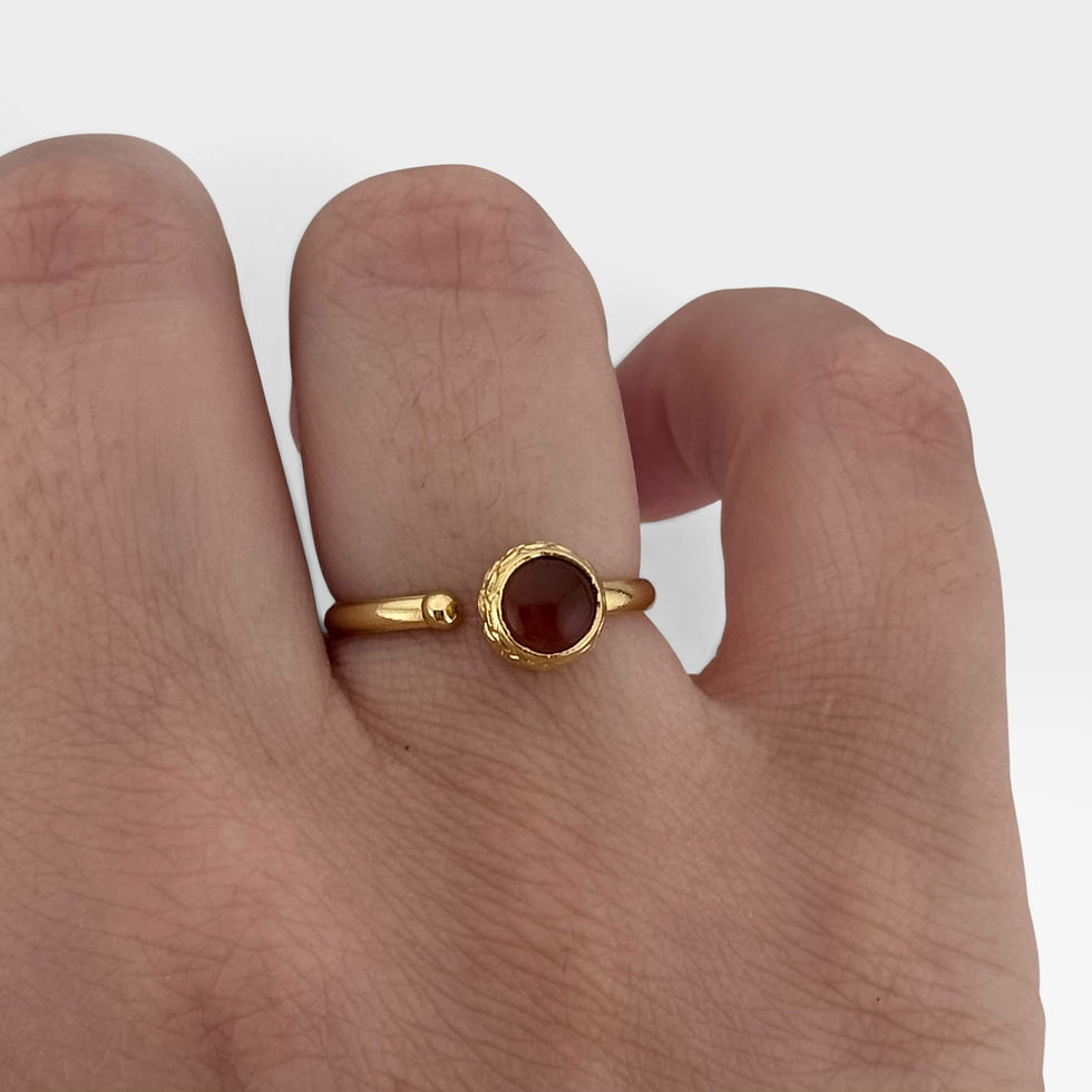 Thumbnail: Dainty Carnelian Ring