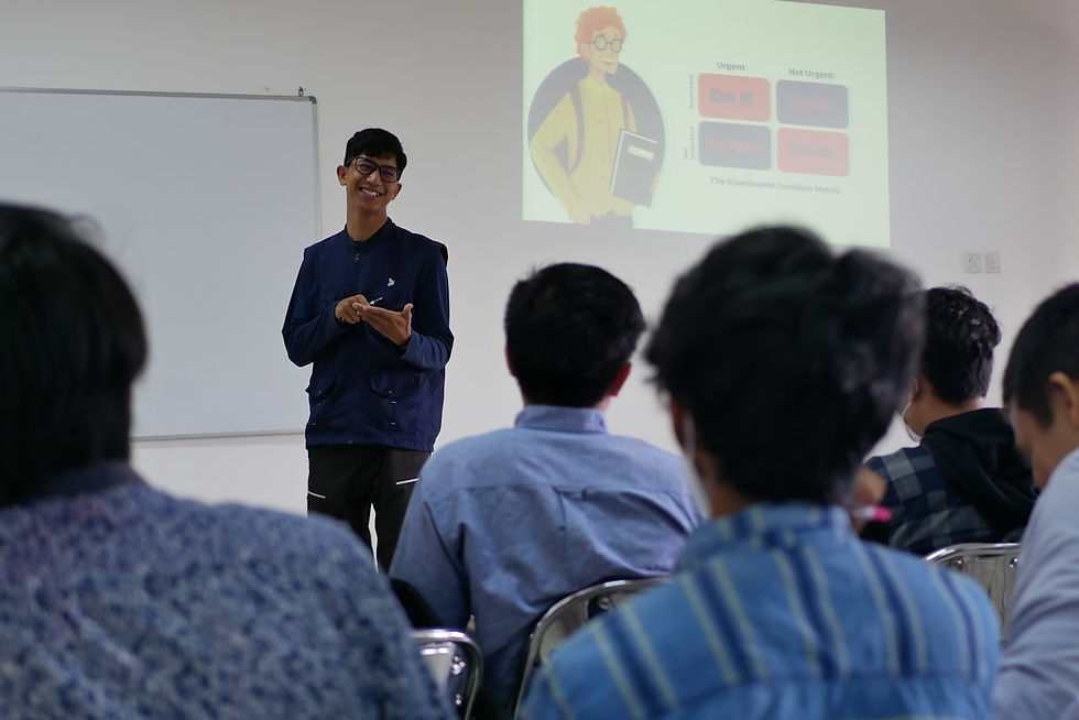 Training facilitator supporting responsible governance and scale