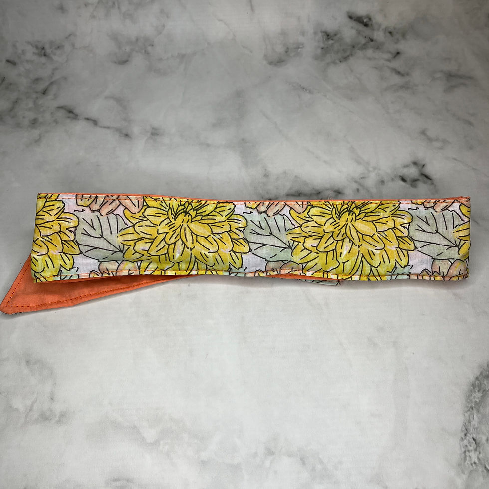 Thumbnail: Chrysanthemums on Peach Wired Hair Tie