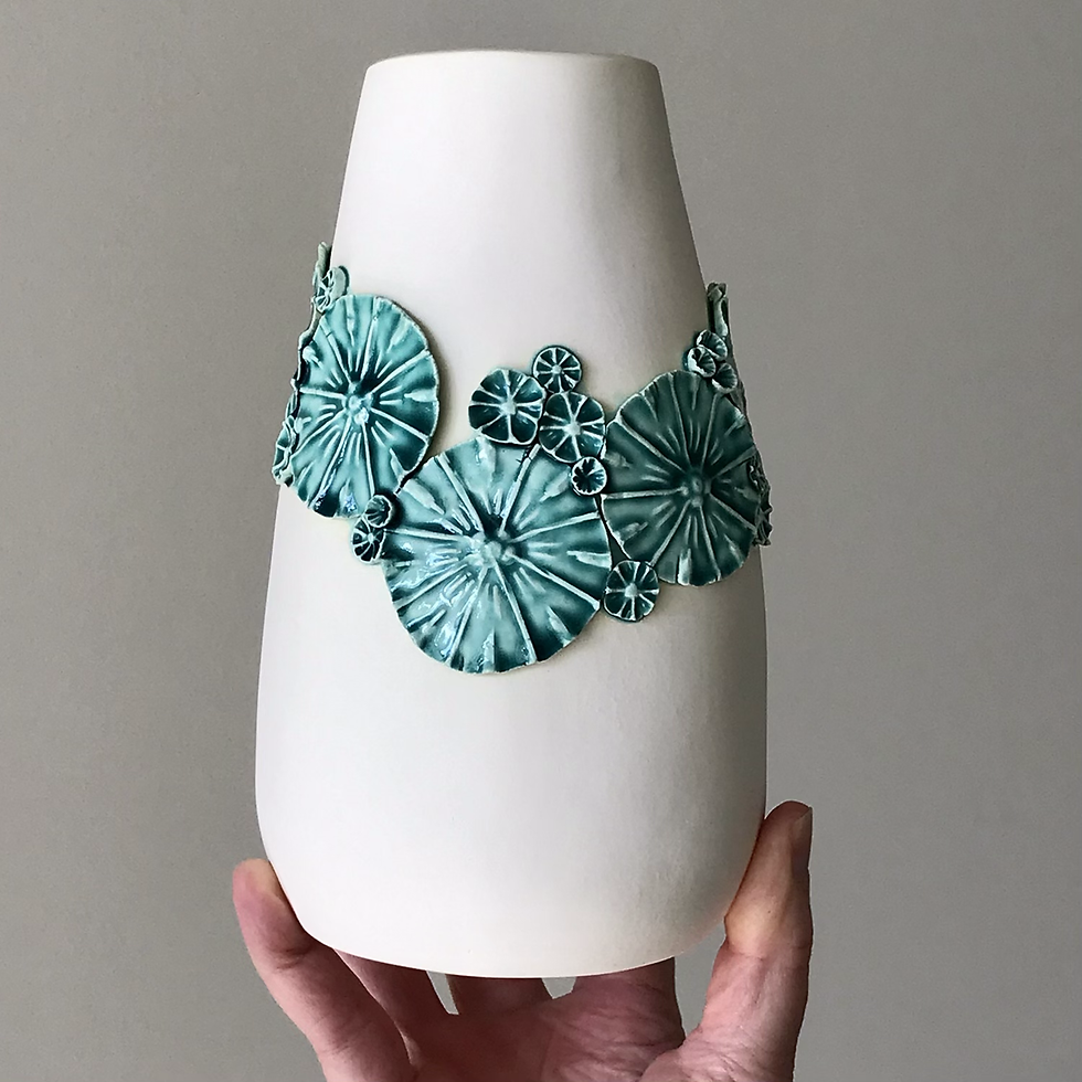 Thumbnail: Dark Green Sprig Vase