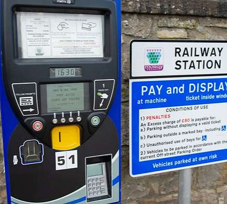 Screenshot 2023-02-27 at 22.36_edited.jpg