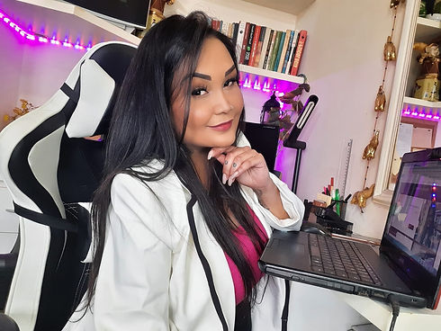 Vivian Cury