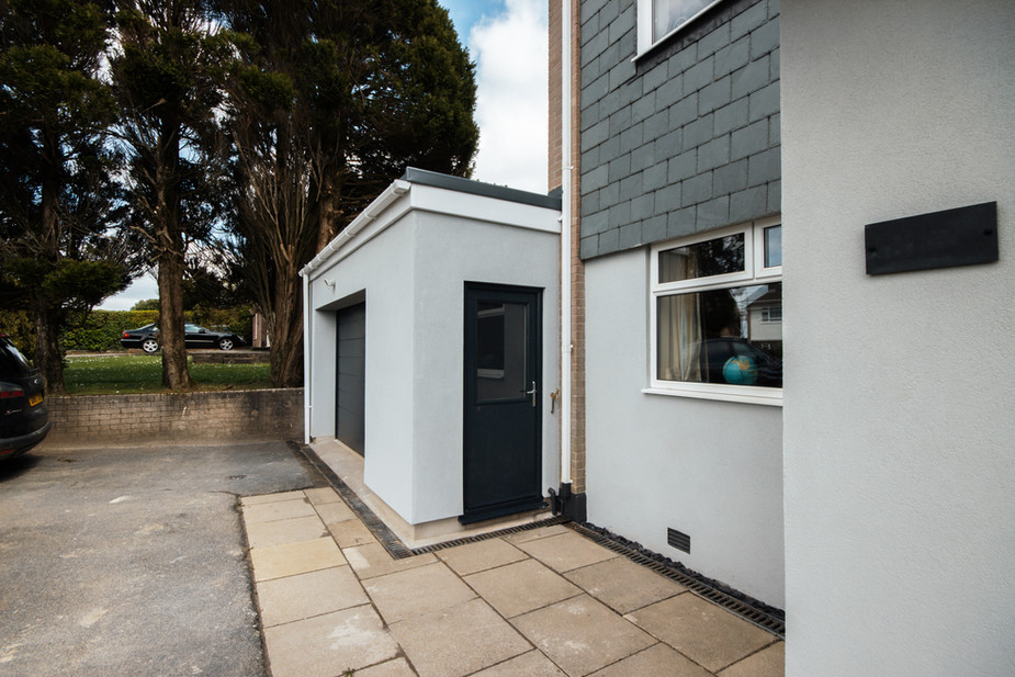 Exterior Refurbishment, New Kitchen & New Bathroom