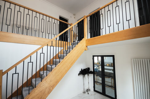 New Staircase Handrail & Spindles