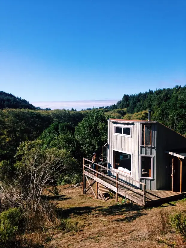 oz rainbow cabin.webp