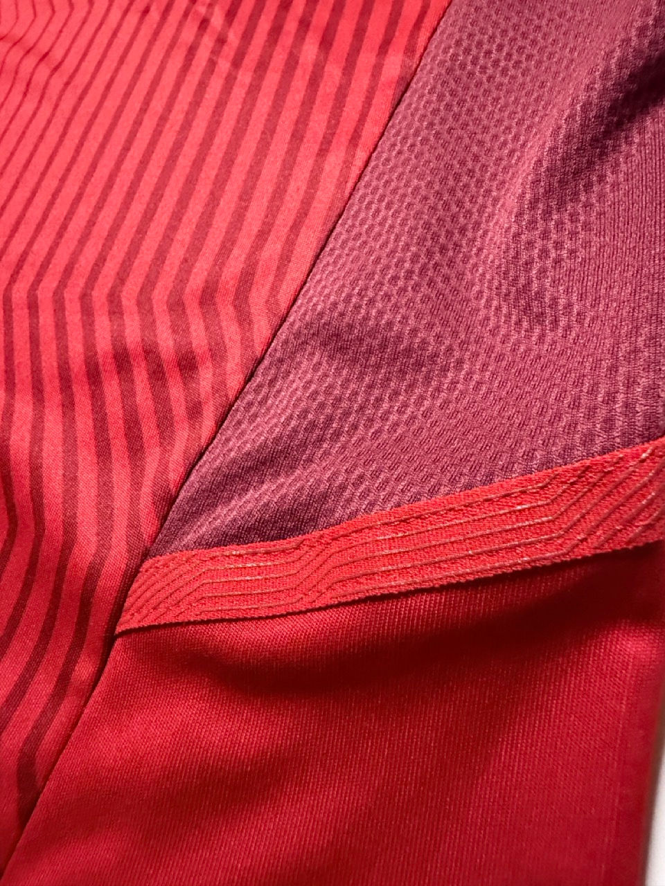 Miniaturbild: Valencia CF Puma Sleeveless Training Top - Size M (Used, Second Hand)