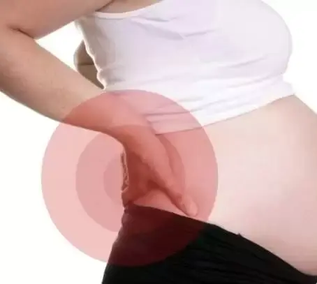 Dor nas costas na gravidez: entenda, cuide e sinta-se amparada