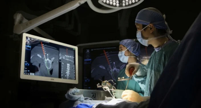 cirurgia de coluna em chapecó sc.webp