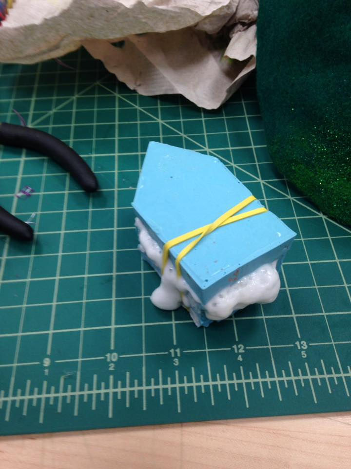 Hand mold