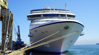 Tras 21 meses de receso: En Coquimbo recaló primer crucero que contempla el descenso de pasajeros