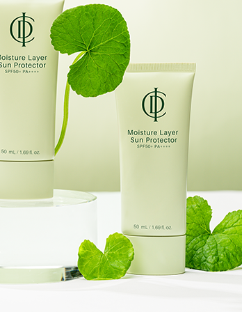 Thumbnail: Moisture Layer Sun Screen Broad Spectrum SPF50+