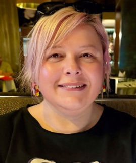 Justine.jpg