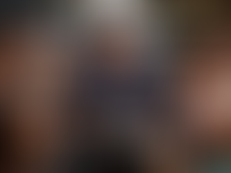 Roadside leads. Technician with costumers. Roadside Assistance Business