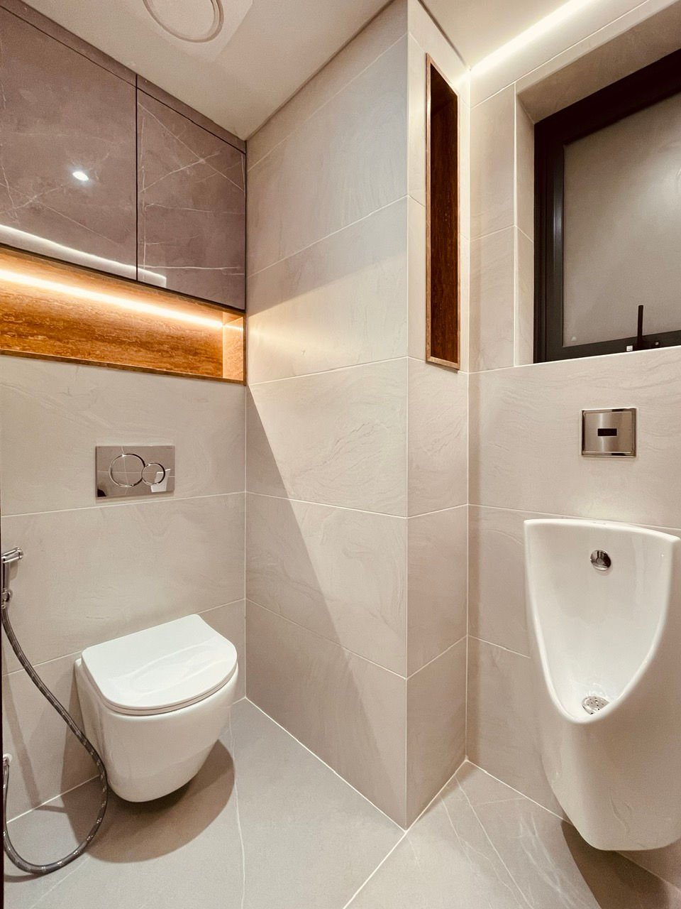 Thiết bị vệ sinh thương hiệu Takumizima