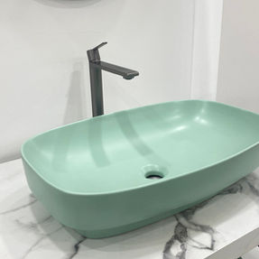 Những sản phẩm Takumizima có thiết kế đơn sắc luôn nhận được sự quan tâm và ưu tiên trong các bản thiết kế nhà, căn hộ hiện đại, cao cấp.