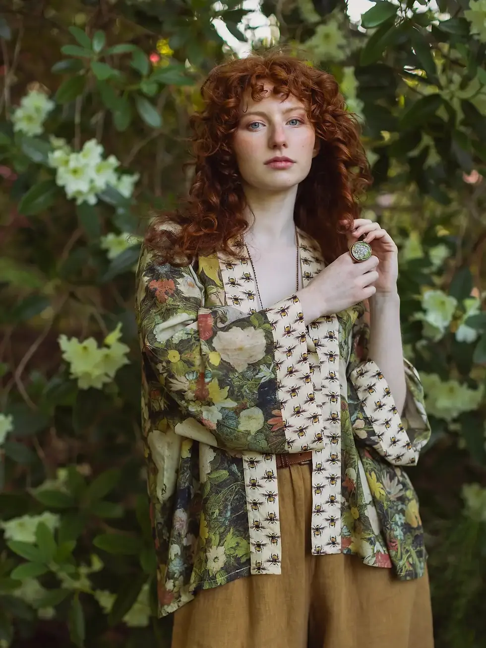 I Dream in Flowers Pixie Duster Cropped Kimono w/ Bees