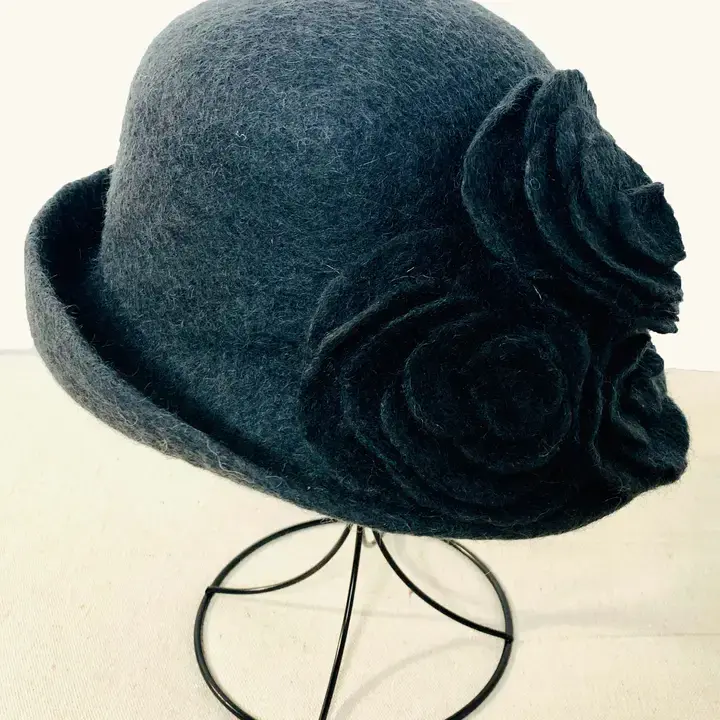 Charcoal Hat with Charcoal Roses