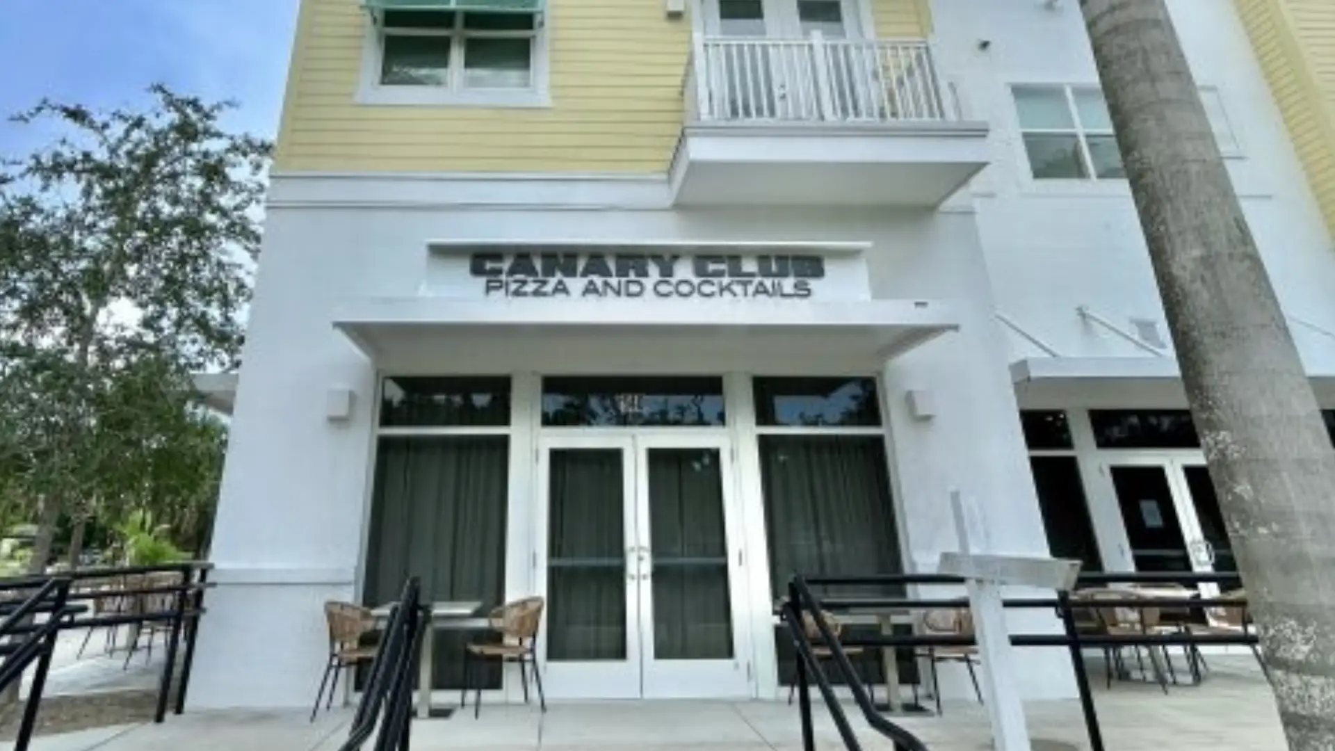 images of canary club in bonita springs