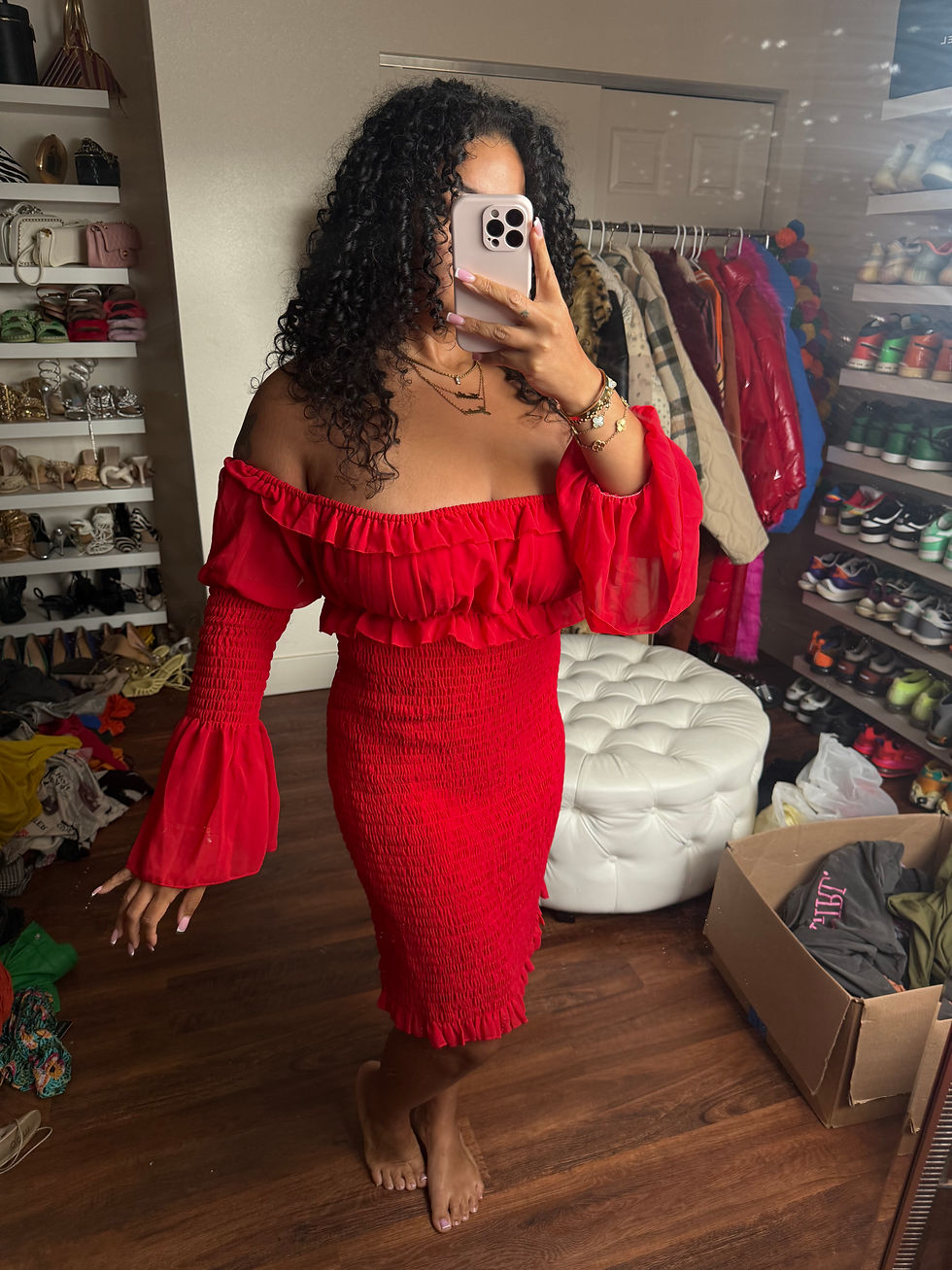 Thumbnail: Stretch Red Mini
