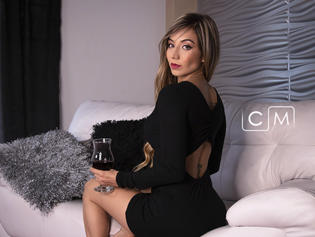 Spotlight: Zoe Presley.