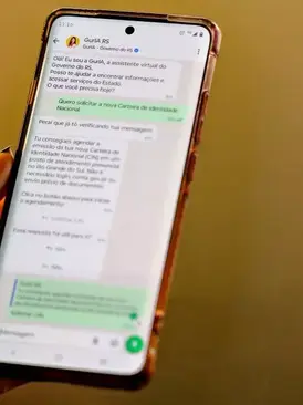 Carteira de identidade pode ser solicitada pelo WhatsApp no RS