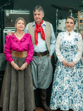 Uma vida dedicada ao tradicionalismo: Davi Vernier é homenageado na Semana Farroupilha de Santiago