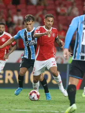 Grêmio empata com Inter no Beira-Rio e é campeão Gaúcho