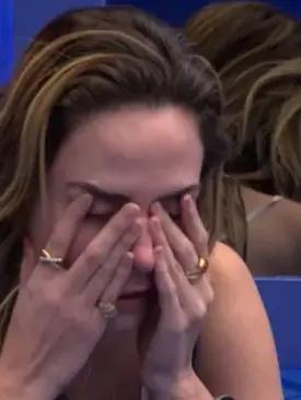 Participante do BBB fica sabendo da morte do pai dentro do programa