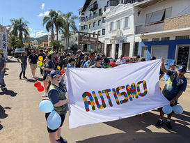 Caminhada de conscientização sobre o Autismo foi um sucesso