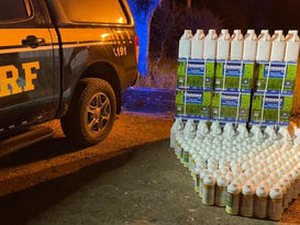 PRF prende homem com 432 litros de agrotóxico contrabandeado na BR-290