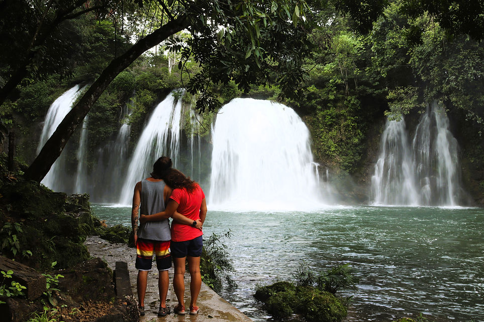 Verdederos en cascada Welib Ha, Mexico