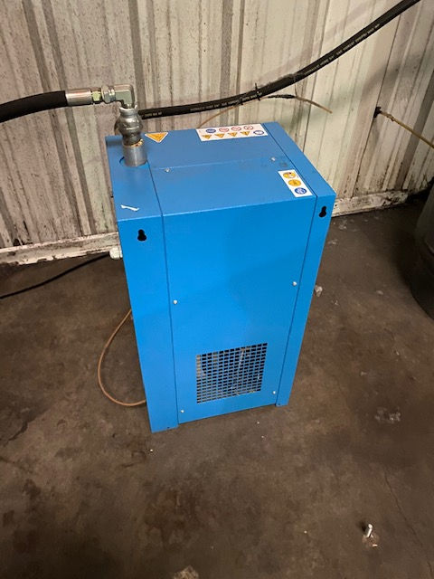 Miniaturbild: CompAir Air Compressor with Dryer