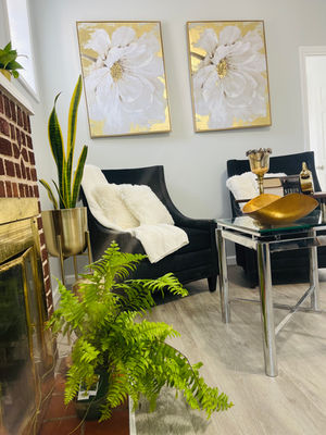 Elegant Living Room with Artwork