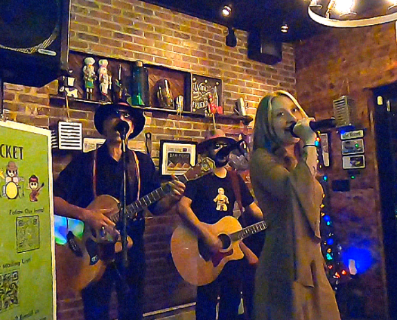 The Front Porch - Hawthorne